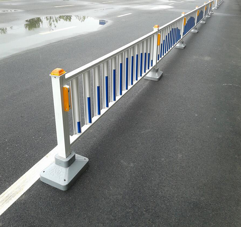 優(yōu)宜達(dá)市政圍欄道路護(hù)欄價(jià)格