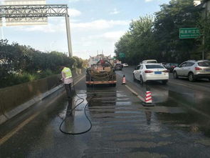 官渡區交通運輸局完成 昆石 昆玉高速公路 官渡段 交通設施清洗